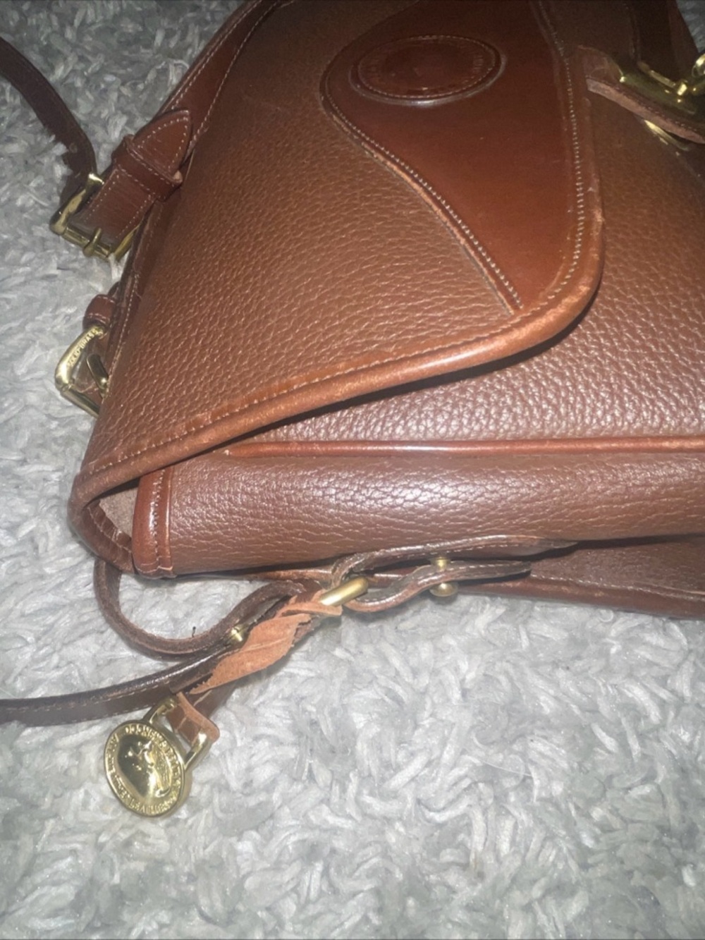 Vintage Dooney & Bourke Chocolate AWL Leather Crossbody Shoulder Bag - Picture 7 of 17
